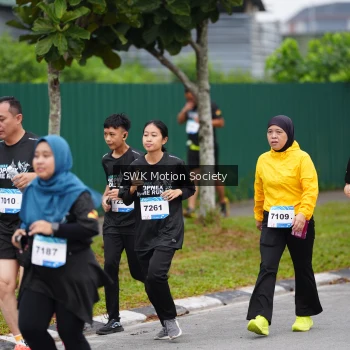 Runner Photo 3555808