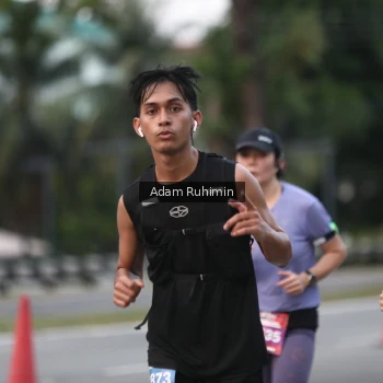 Runner Photo 3555843