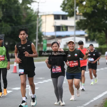 Runner Photo 3555845