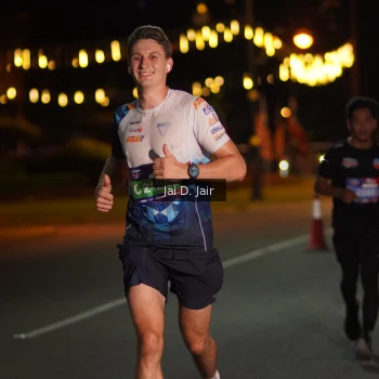 Runner Photo 3555893