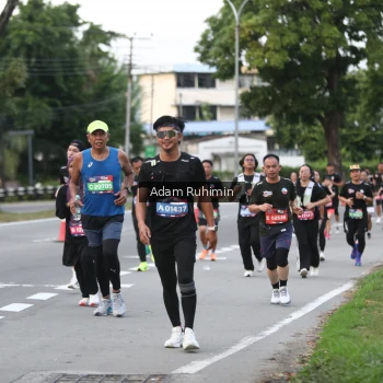 Runner Photo 3556079