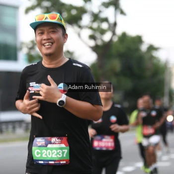 Runner Photo 3556143