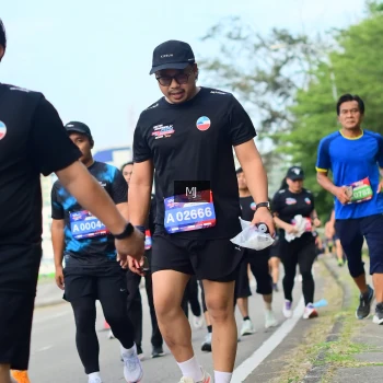 Runner Photo 3556193