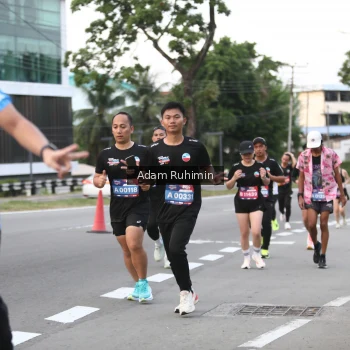 Runner Photo 3556338