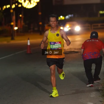 Runner Photo 3556431