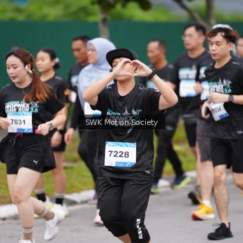 Runner Photo 3556459