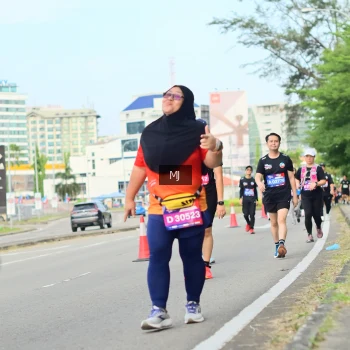 Runner Photo 3556648