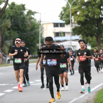 Runner Photo 3556720