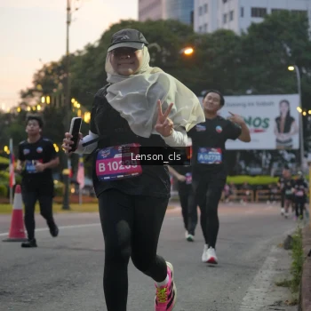 Runner Photo 3556810