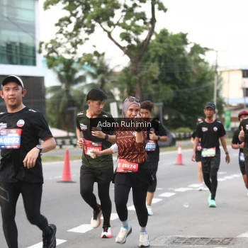 Runner Photo 3556821