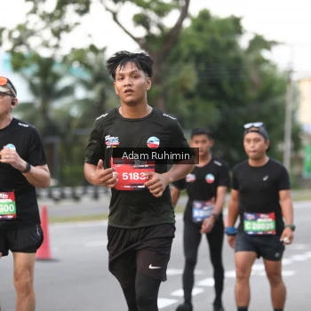Runner Photo 3556822