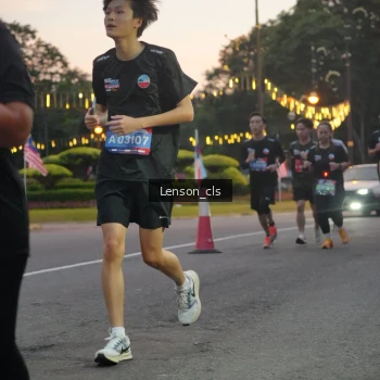 Runner Photo 3556824