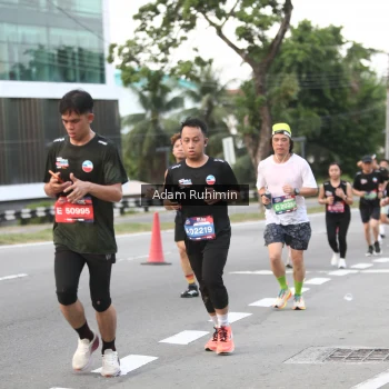 Runner Photo 3556884