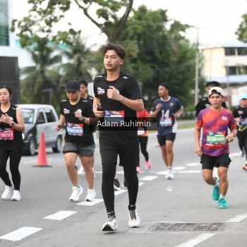Runner Photo 3556907