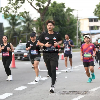 Runner Photo 3556910