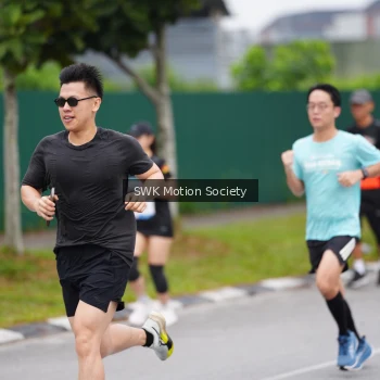 Runner Photo 3556933