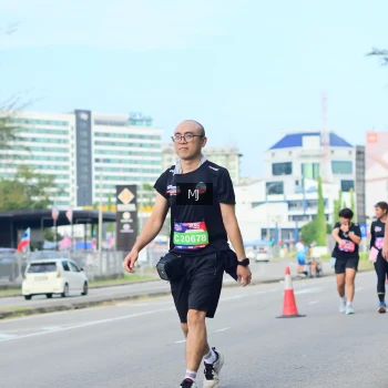 Runner Photo 3556981