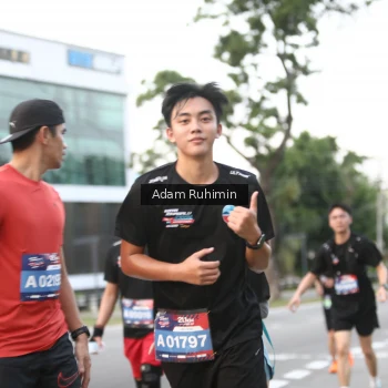 Runner Photo 3557110