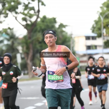 Runner Photo 3557172