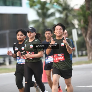 Runner Photo 3557631