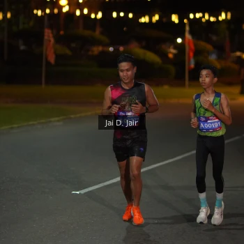 Runner Photo 3557650