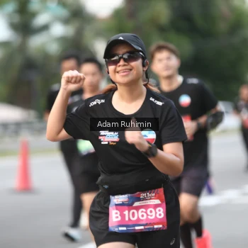 Runner Photo 3557677