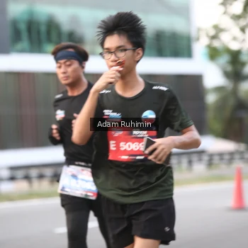 Runner Photo 3558100