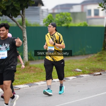 Runner Photo 3558146