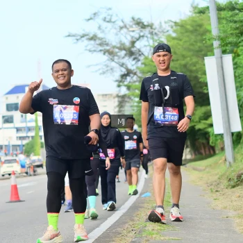 Runner Photo 3558271