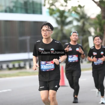 Runner Photo 3558744