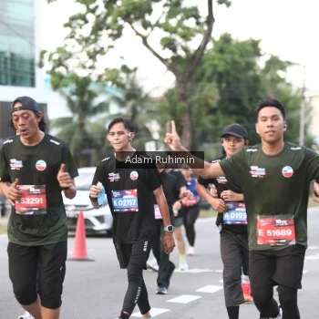 Runner Photo 3558772