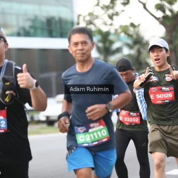 Runner Photo 3558906