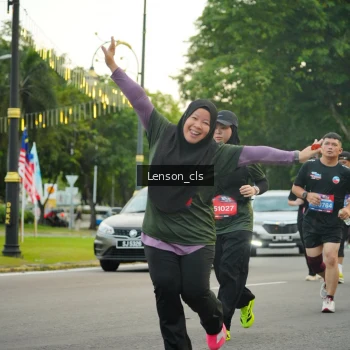 Runner Photo 3559021