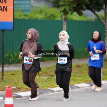 Runner Photo 3559117