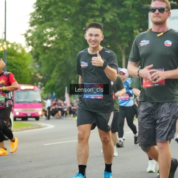 Runner Photo 3559147