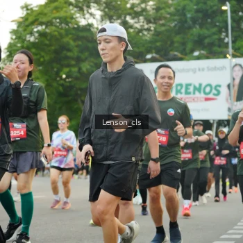 Runner Photo 3559372