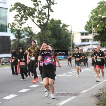 Runner Photo 3559375