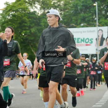 Runner Photo 3559377