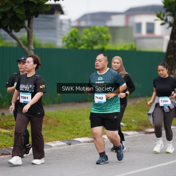 Runner Photo 3559387
