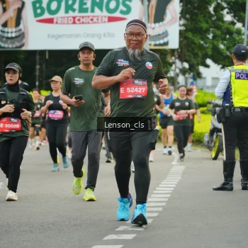 Runner Photo 3559424