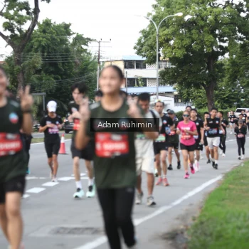 Runner Photo 3559496