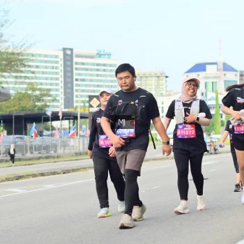 Runner Photo 3559566