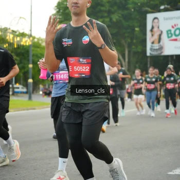 Runner Photo 3559600