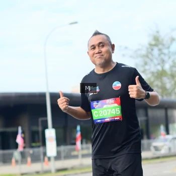 Runner Photo 3559624