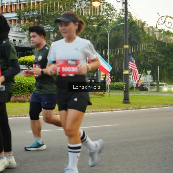 Runner Photo 3559688