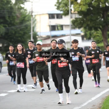 Runner Photo 3559716