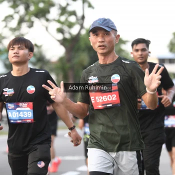 Runner Photo 3559787