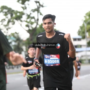 Runner Photo 3559792