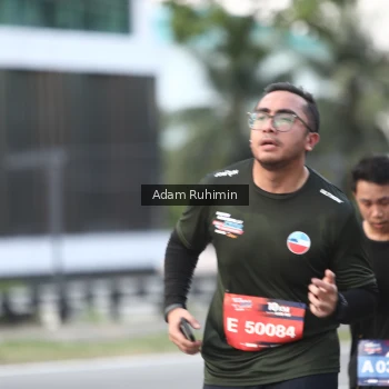 Runner Photo 3559943