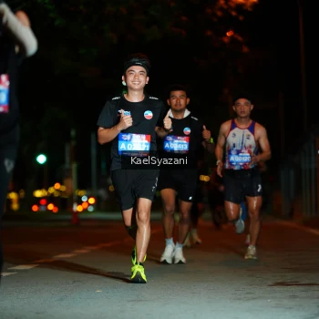 Runner Photo 3560135